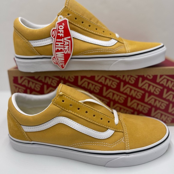 Vans Shoes - Vans WMNS Old Skool
Ochre/True White
VN0A38G1QA0